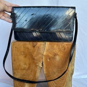 Beautiful Vintage Navy Blue Eelskin Leather Clutch Wallet Shoulder Bag